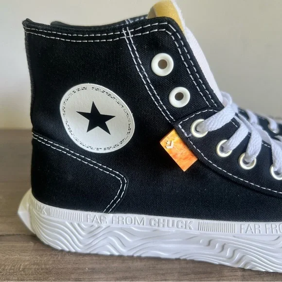 Converse Chuck Taylor All Star ALT Hi Top Unisex Shoe Size 10 or 8 SKU#241133